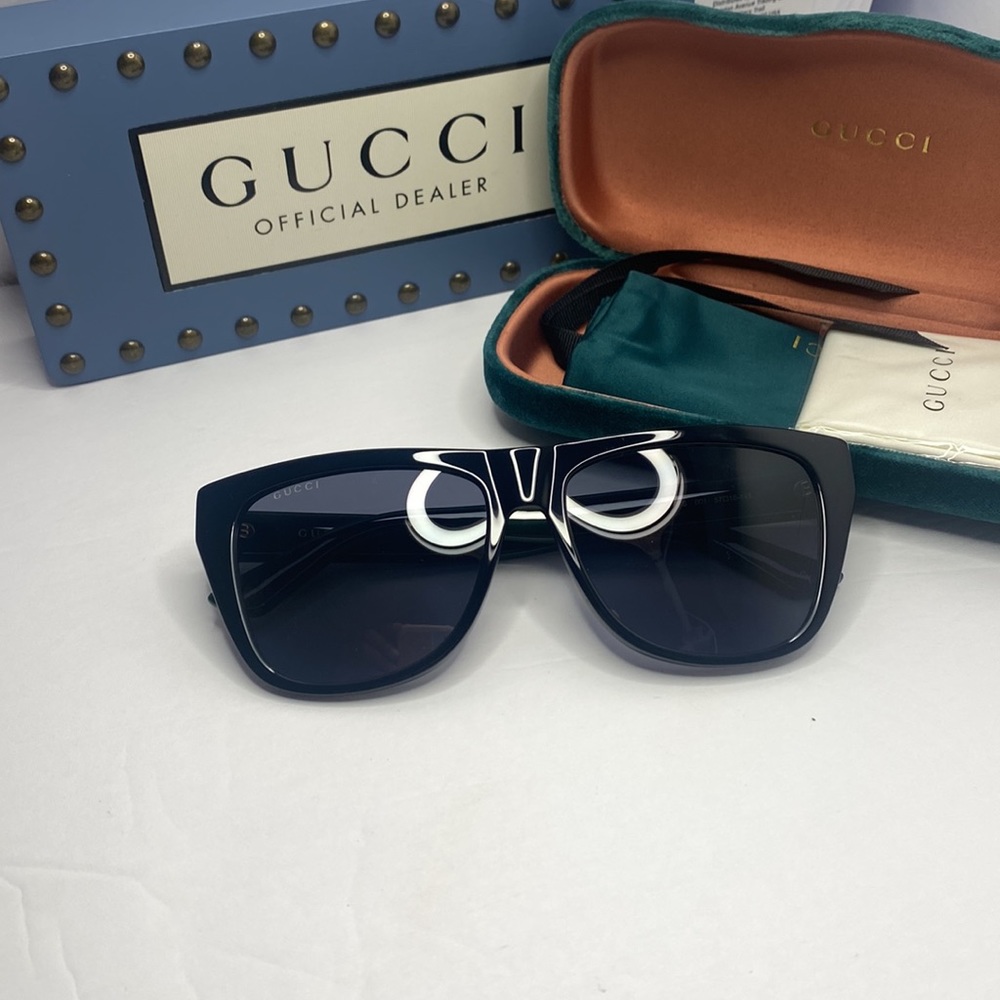 New- Gucci Sunglasses Unisex GG0926S 001 Black-Green/Grey 57-16-145mm - Picture 9 of 12